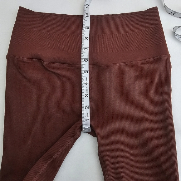 Spiritual Gangster Ribbed Seamless Yoga Leggings Size Medium Large - Picture 8 of 9